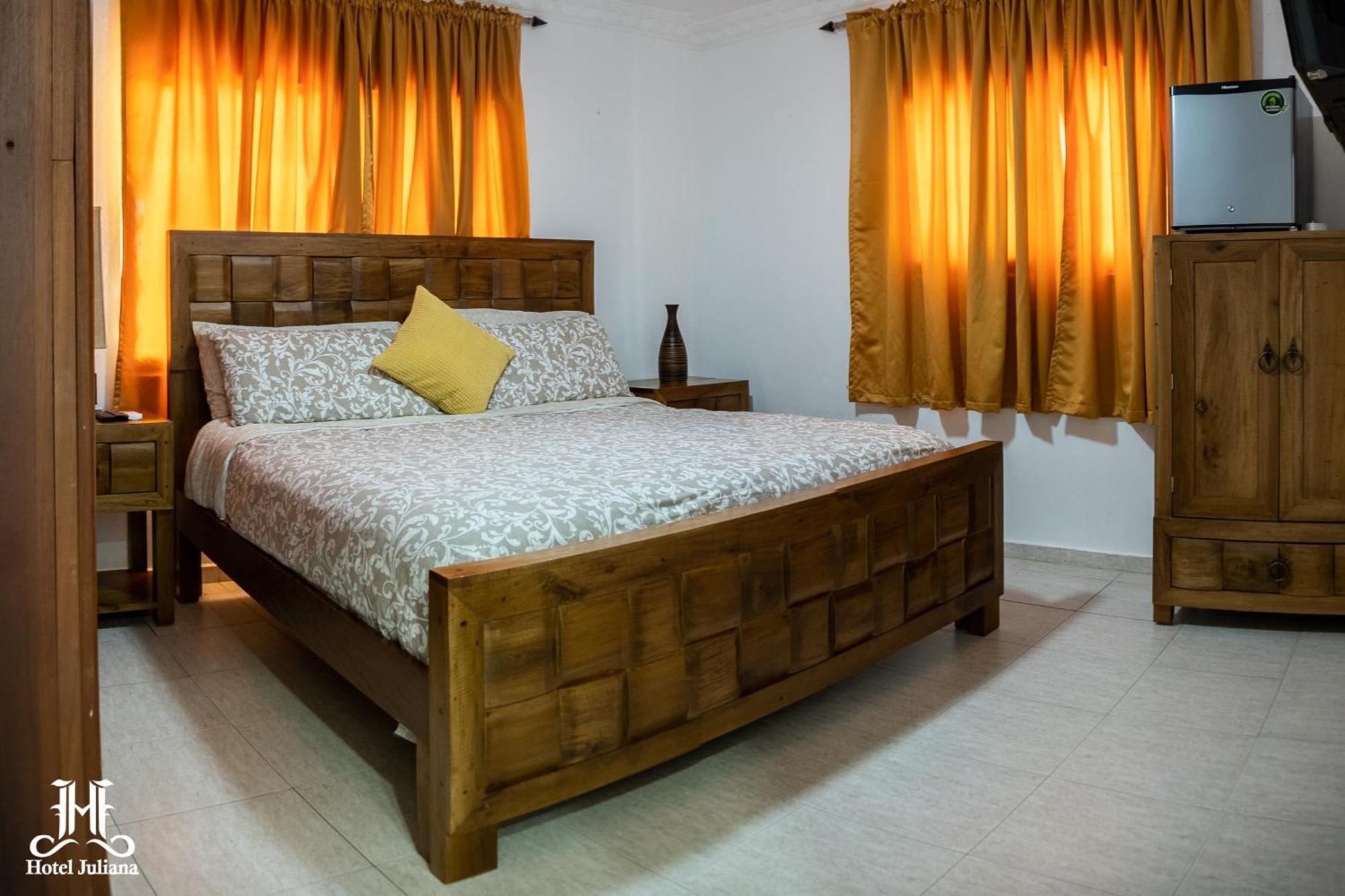 Hotel Juliana นากวา ภายนอก รูปภาพ